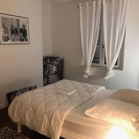 Le Victor Hugo 2 G Et Sa Pizza Offerte * オーリヤック